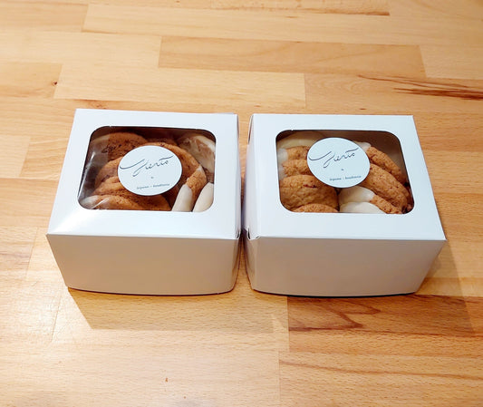 Karpalo-valkosuklaaminicookie